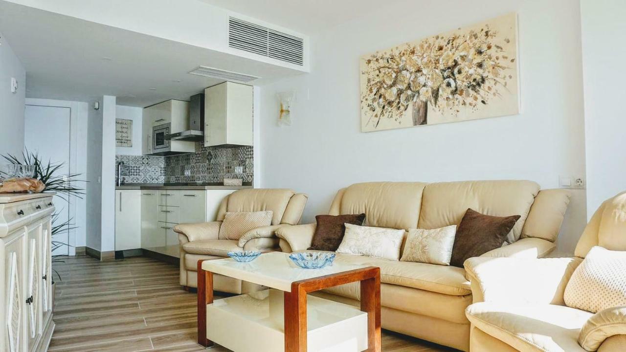 Beachfront Apartment In Fuengirola With Sea Views Exteriér fotografie